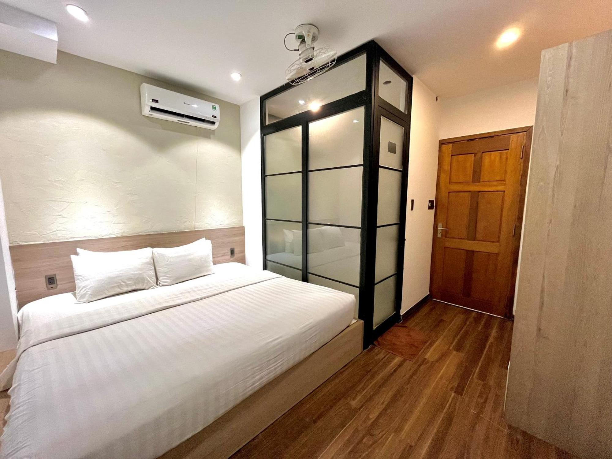 Soleil Hostel Hue Exterior photo